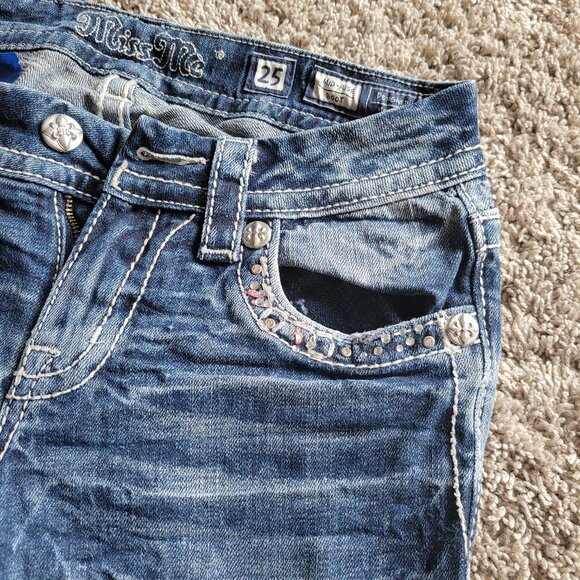 Jeans - Picture 2 of 4